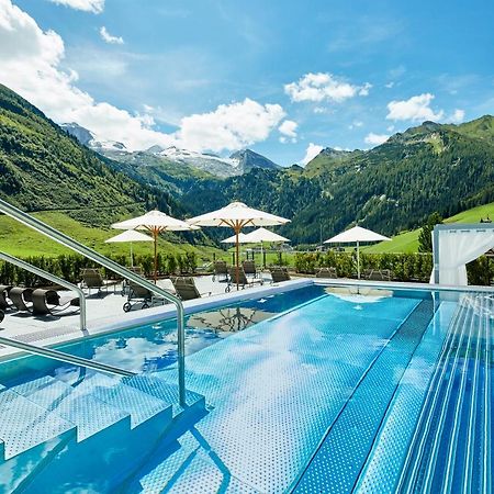 Hotel Berghof Crystal Spa & Sports Tux Ngoại thất bức ảnh
