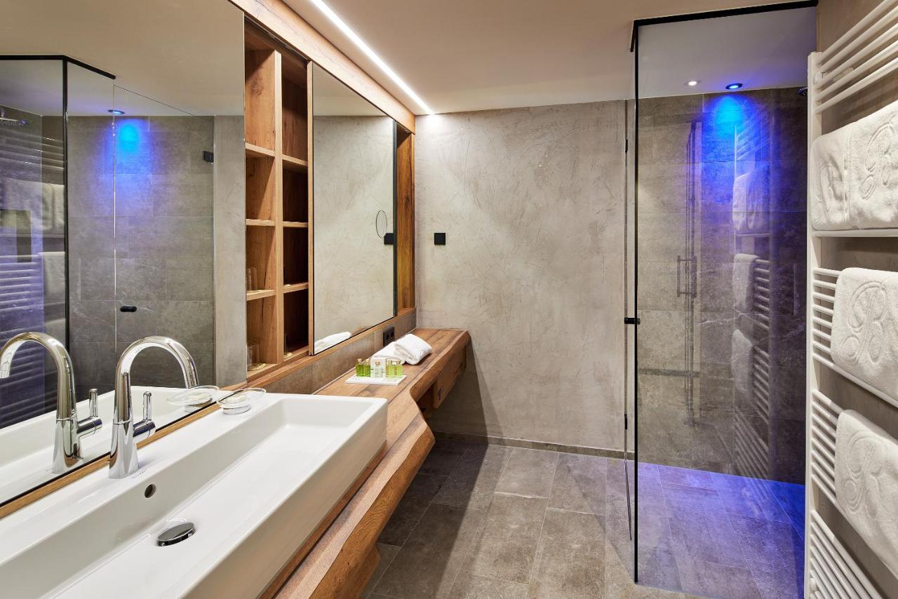 Hotel Berghof Crystal Spa & Sports Tux Ngoại thất bức ảnh