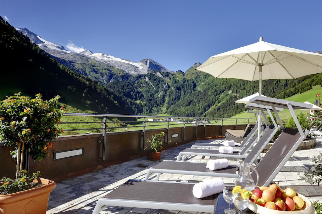 Hotel Berghof Crystal Spa & Sports Tux Ngoại thất bức ảnh
