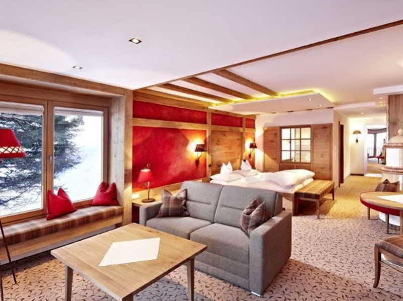 Hotel Berghof Crystal Spa & Sports Tux Ngoại thất bức ảnh