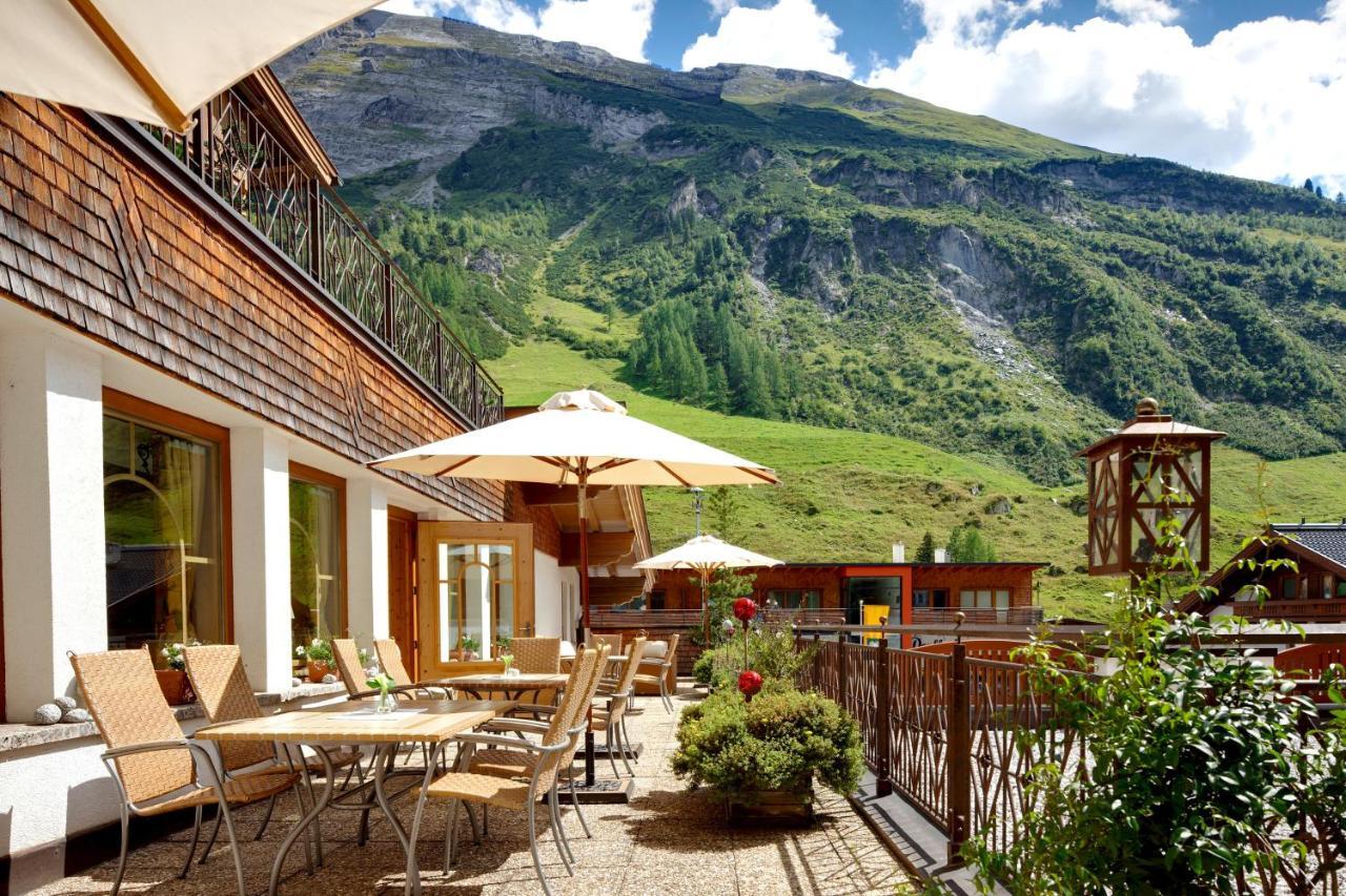 Hotel Berghof Crystal Spa & Sports Tux Ngoại thất bức ảnh
