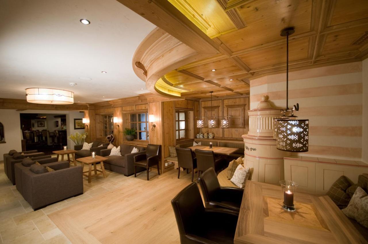 Hotel Berghof Crystal Spa & Sports Tux Ngoại thất bức ảnh
