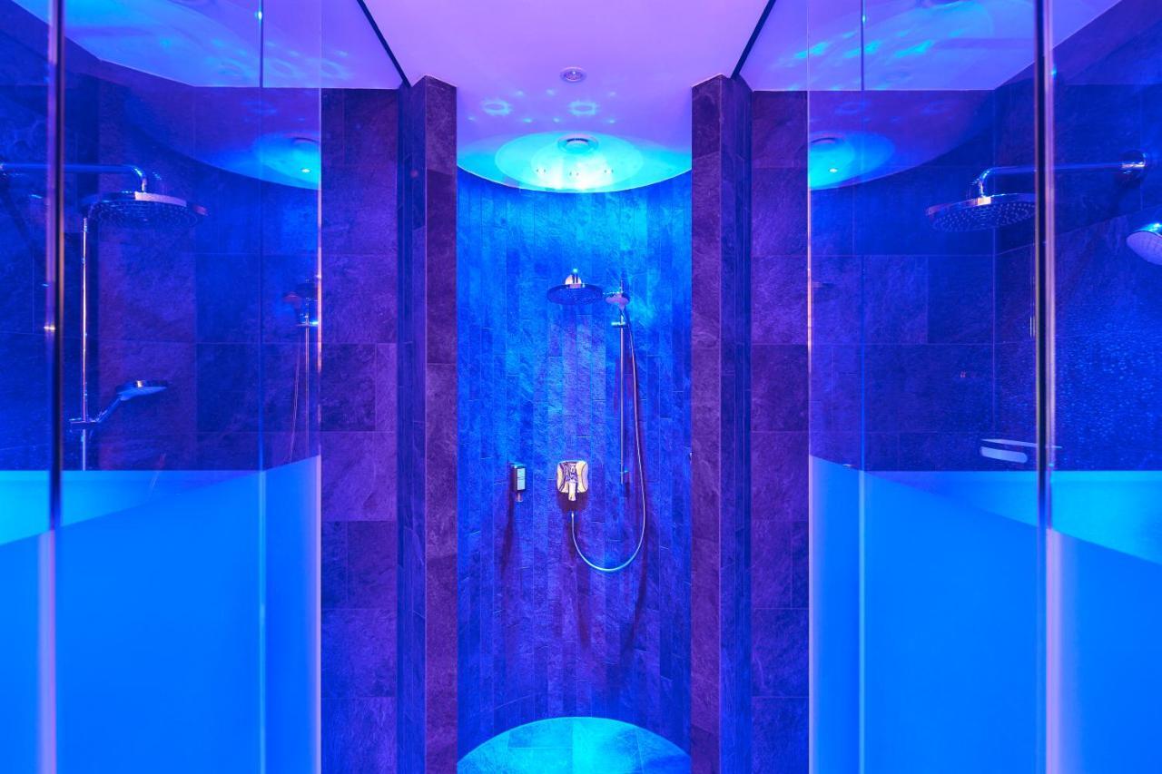 Hotel Berghof Crystal Spa & Sports Tux Ngoại thất bức ảnh